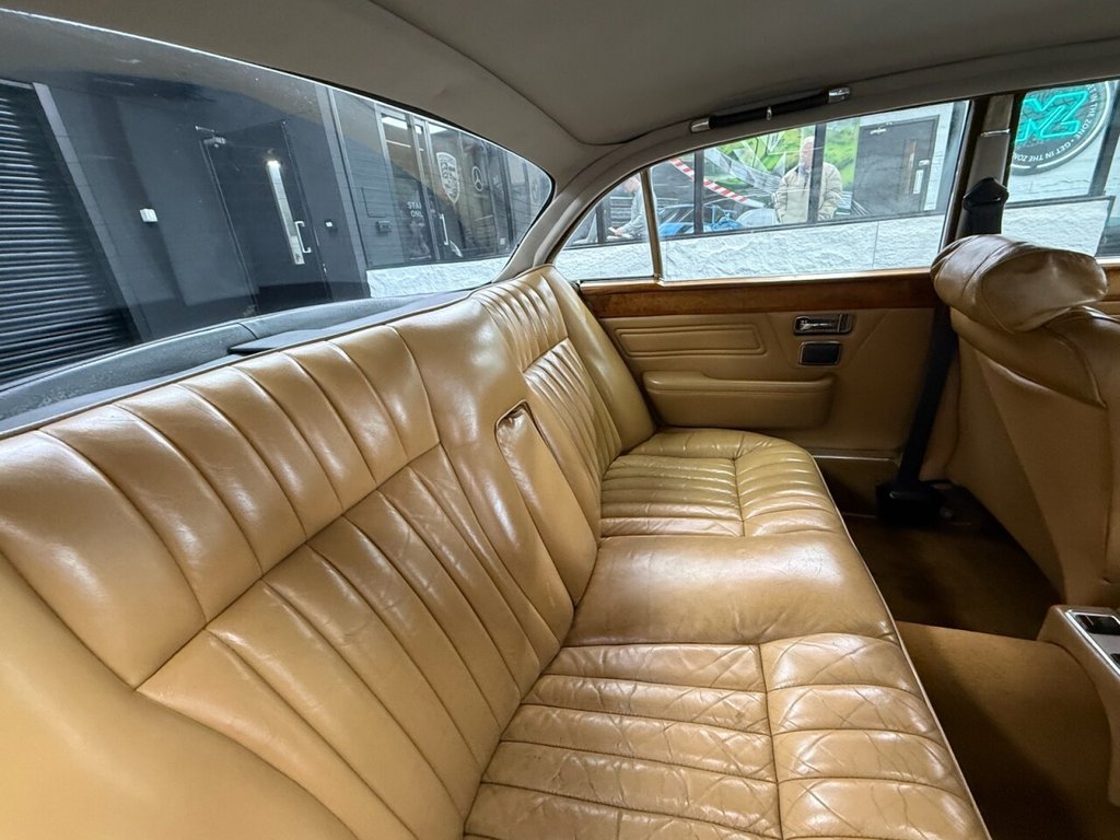 Used Daimler Double Six 1974 for sale - 78124458: Photo 9
