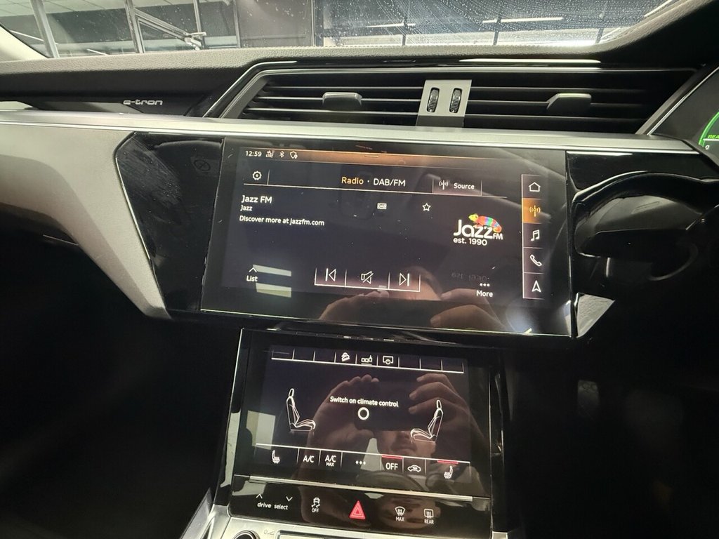 Used Audi e-tron 2019 for sale - 78153996: Photo 25