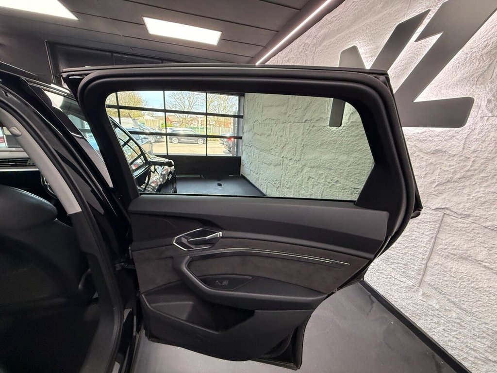 Used Audi e-tron 2019 for sale - 78153996: Photo 32