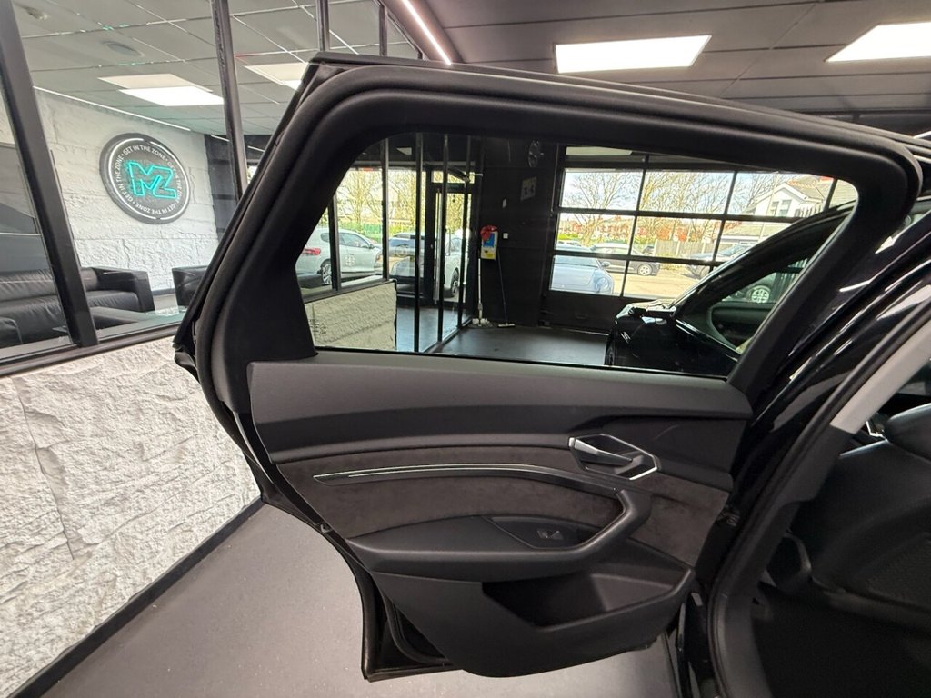 Used Audi e-tron 2019 for sale - 78153996: Photo 33