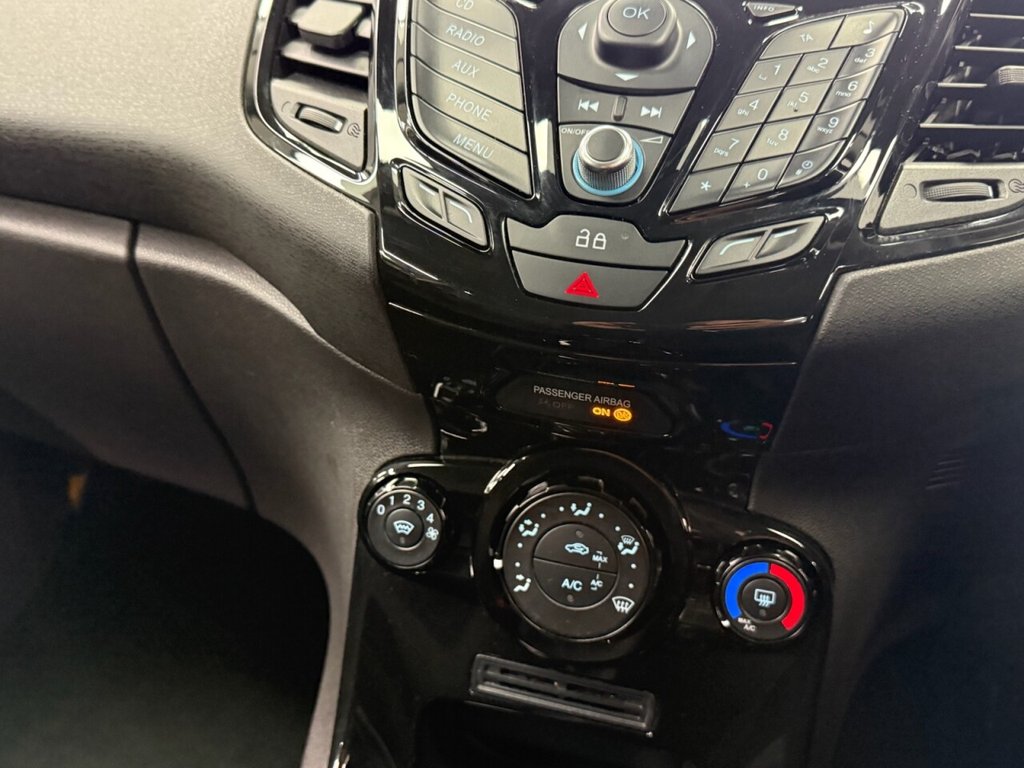 Used Ford Fiesta 2014 for sale - 76558861: Photo 21