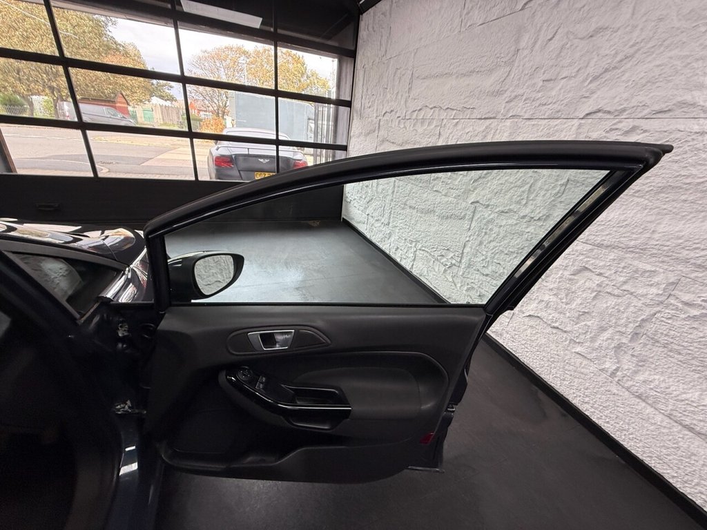 Used Ford Fiesta 2014 for sale - 76558861: Photo 23