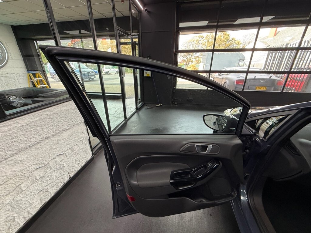 Used Ford Fiesta 2014 for sale - 76558861: Photo 30