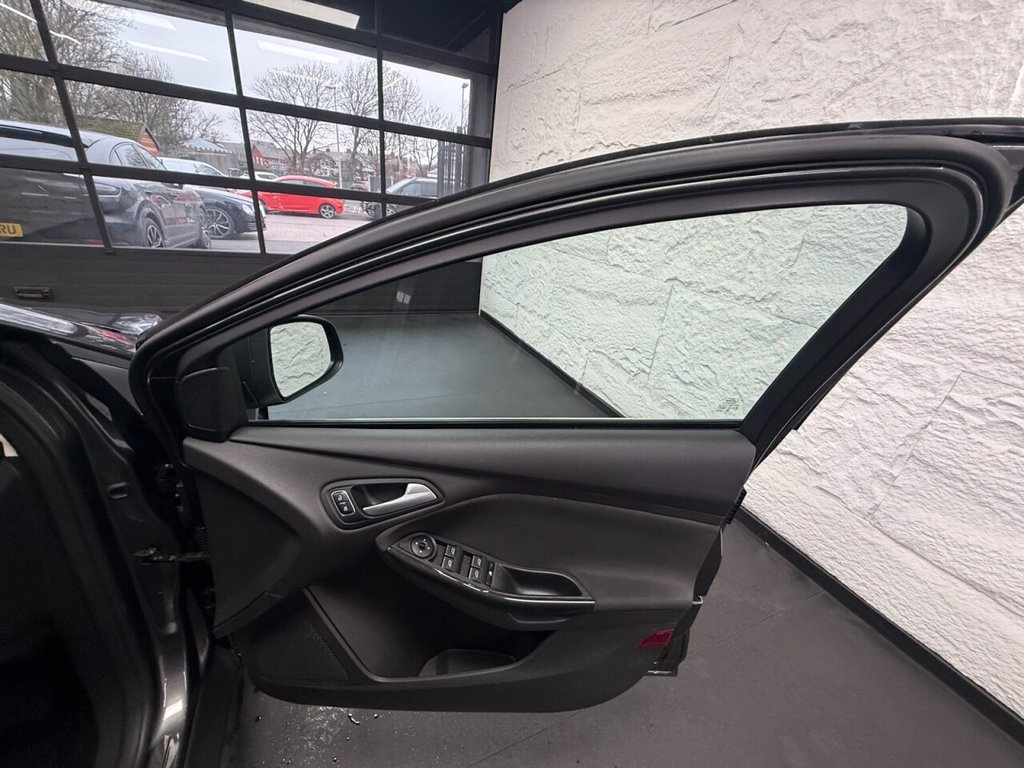 Used Ford Focus 2016 for sale - 77327892: Photo 28