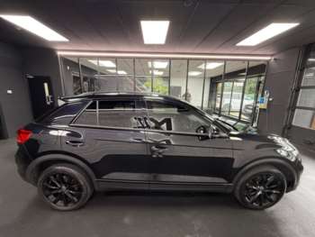 Used Volkswagen T-Roc 2021 for sale - 75433076: Photo