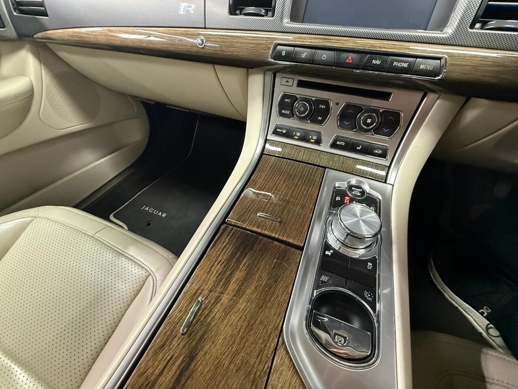 Used Jaguar XF 2012 for sale - 77835084: Photo 16