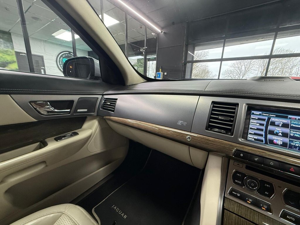 Used Jaguar XF 2012 for sale - 77835084: Photo 20