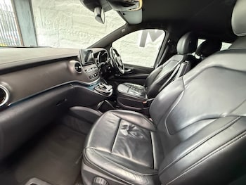 Used Mercedes-Benz V-Class 2015 for sale - 75502838: Photo
