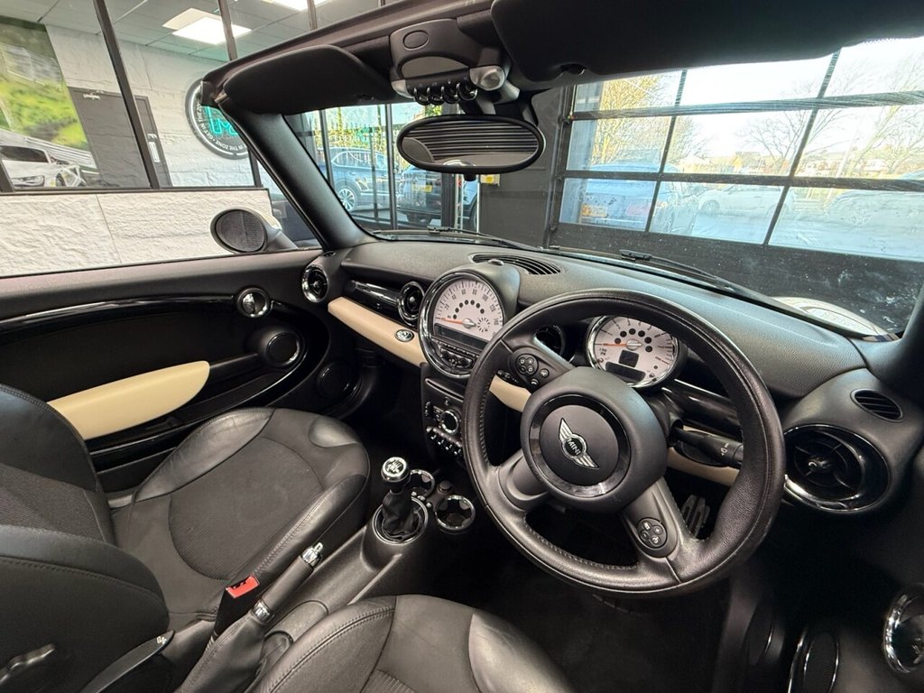 Used MINI Convertible 2012 for sale - 77188382: Photo 17
