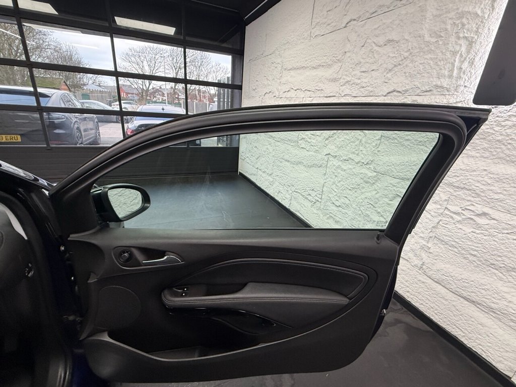 Used Vauxhall ADAM 2016 for sale - 77436665: Photo 26