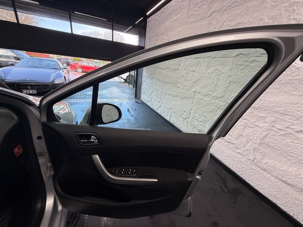 Used Peugeot 308 2011 for sale - 78017996: Photo 21