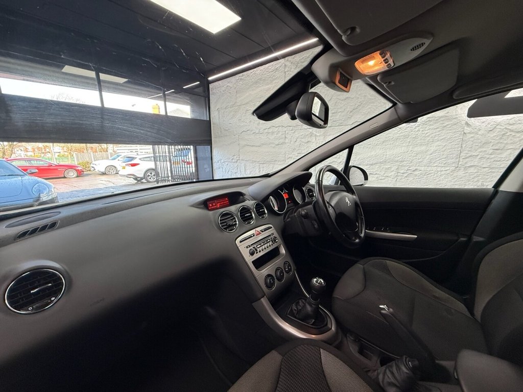 Used Peugeot 308 2011 for sale - 78017996: Photo 25