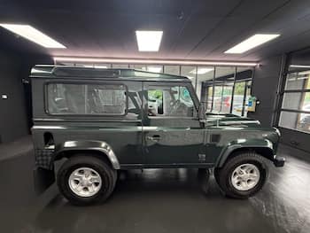 Used Land Rover Defender 90 2009 for sale - 79778391: Photo