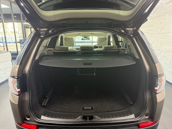 Used Land Rover Discovery Sport 2017 for sale - 76105746: Photo 20