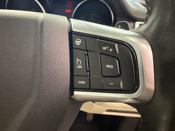 Used Land Rover Discovery Sport 2017 for sale - 76105746: Photo 28