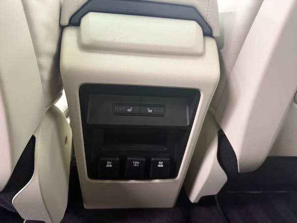 Used Land Rover Discovery Sport 2017 for sale - 76105746: Photo 35