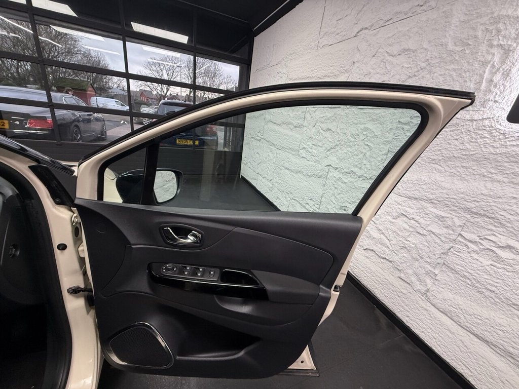 Used Renault Captur 2016 for sale - 77301871: Photo 24