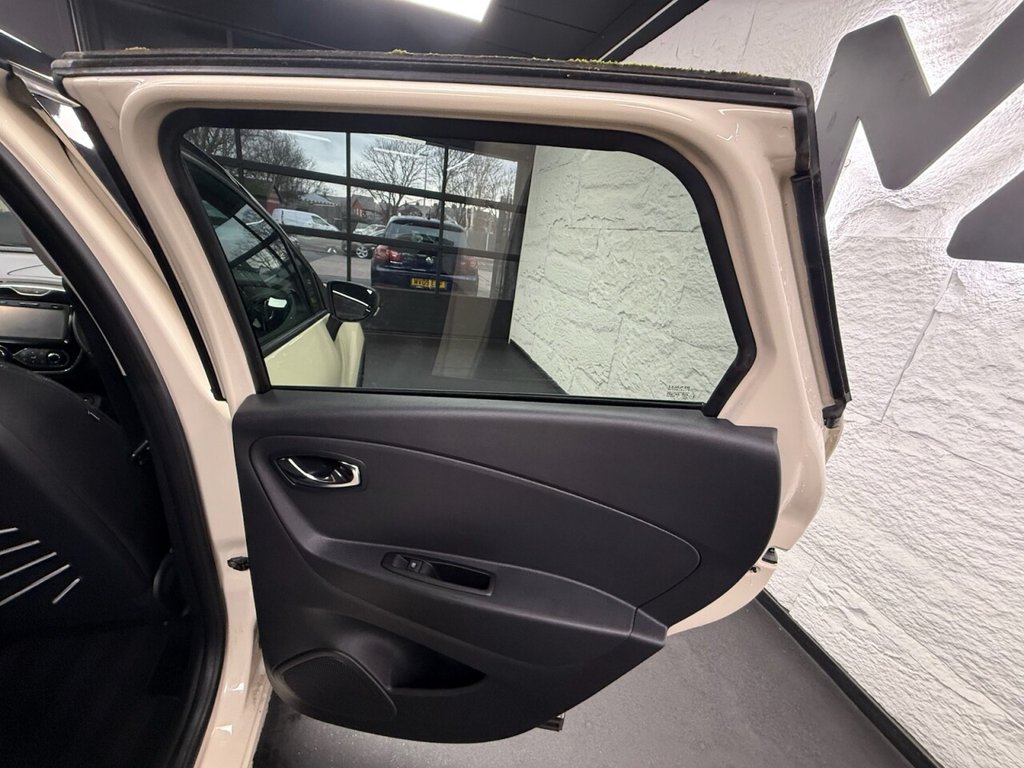 Used Renault Captur 2016 for sale - 77301871: Photo 25