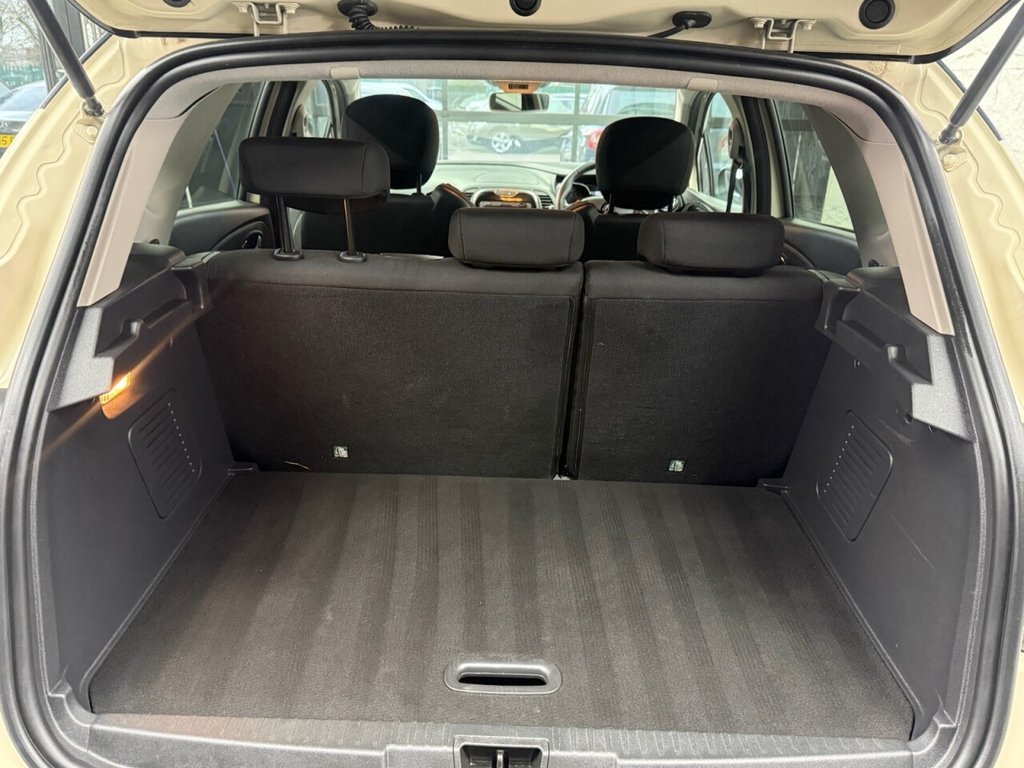 Used Renault Captur 2016 for sale - 77301871: Photo 27