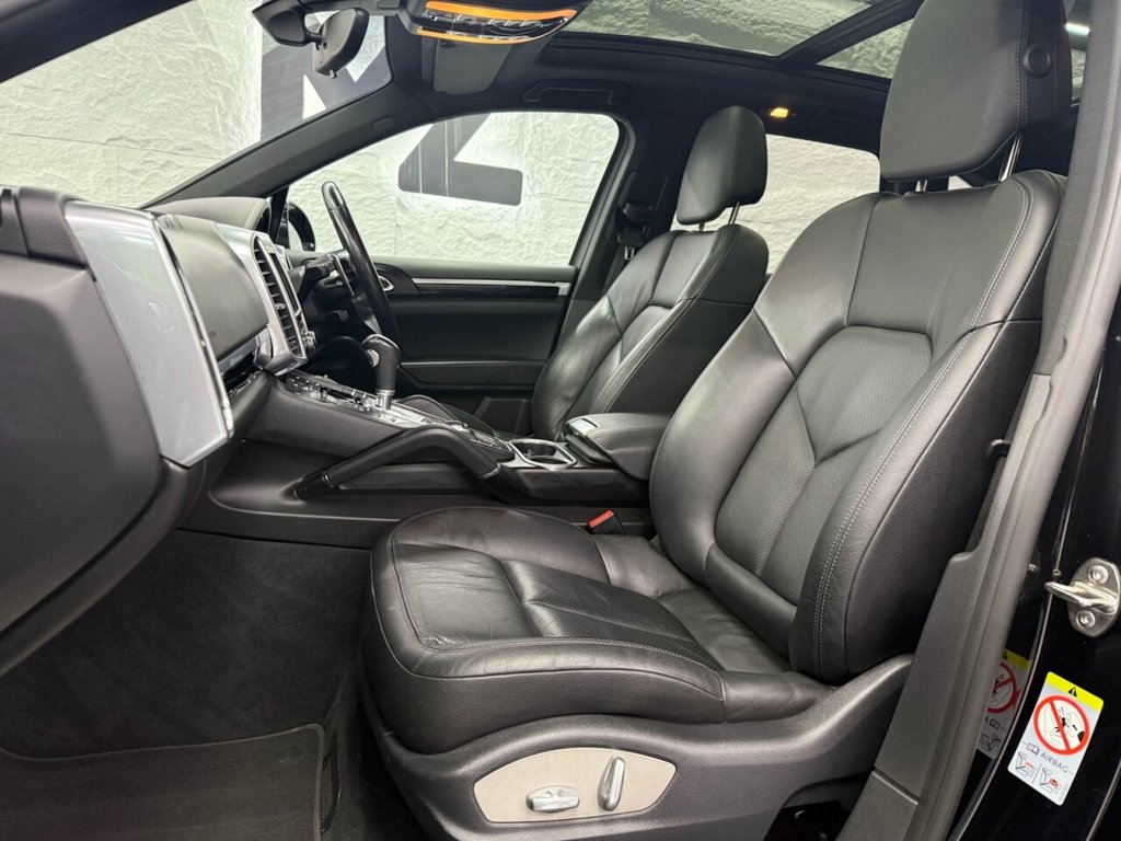 Used Porsche Cayenne 2015 for sale - 76068608: Photo 8