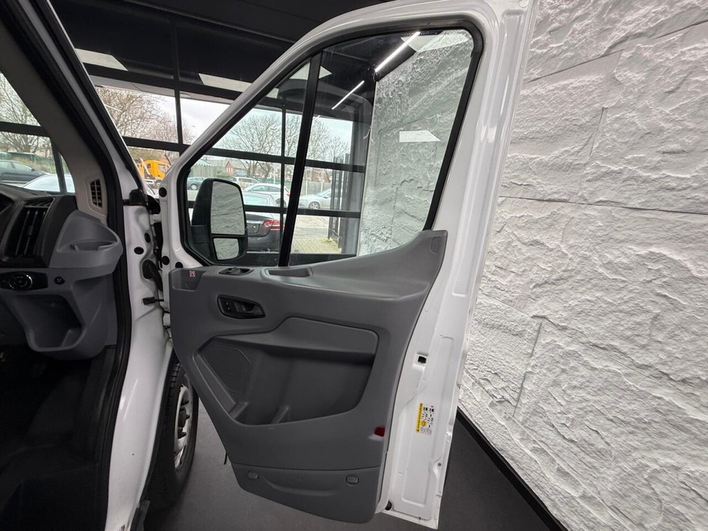 Used Ford Transit 2019 for sale - 77200537: Photo 19