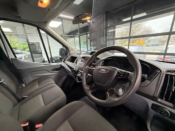 Used Ford Transit 2019 for sale - 77200537: Photo