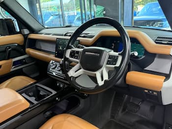 Used Land Rover Defender 130 2022 for sale - 79843506: Photo
