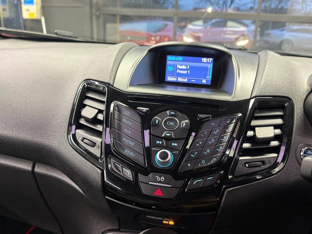 Used Ford Fiesta 2015 for sale - 77153854: Photo 22