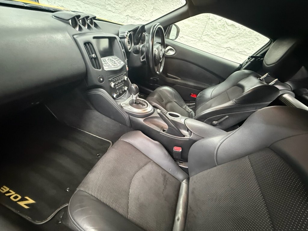 Used Nissan 370 Z 2009 for sale - 76686412: Photo 15