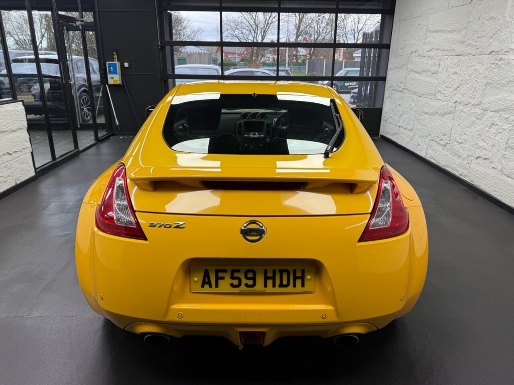 Used Nissan 370 Z 2009 for sale - 76686412: Photo 17