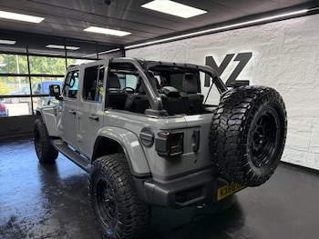 Used Jeep Wrangler 2018 for sale - 79210436: Photo