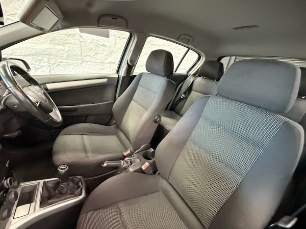 Used Vauxhall Astra 2007 for sale - 76038683: Photo 17
