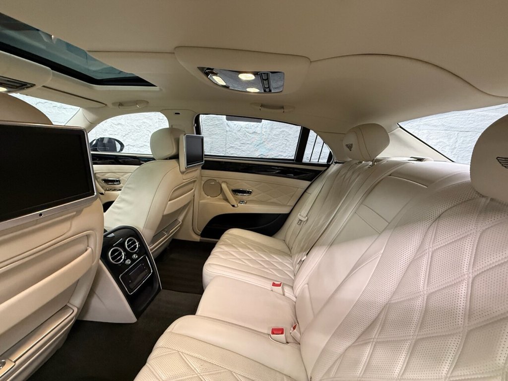 Used Bentley Flying Spur 2015 for sale - 76909996: Photo 27