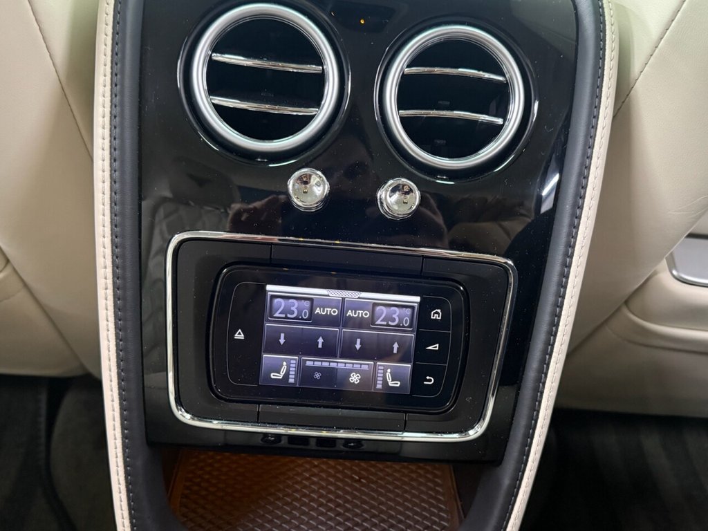 Used Bentley Flying Spur 2015 for sale - 76909996: Photo 38