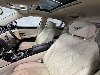 Used Bentley Flying Spur 2015 for sale - 76909996: Photo