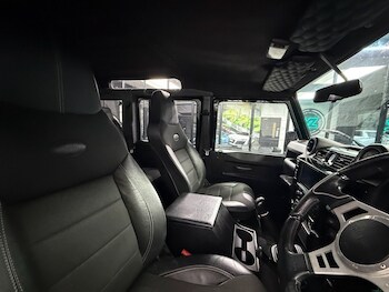 Used Land Rover Defender 2011 for sale - 77422264: Photo