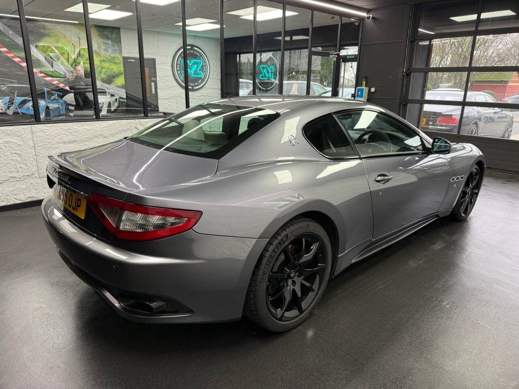Used Maserati Granturismo 2015 for sale - 77422341: Photo 12