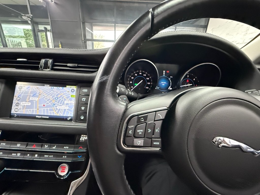 Used Jaguar XF 2017 for sale - 76509377: Photo 17