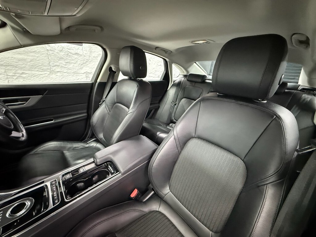 Used Jaguar XF 2017 for sale - 76509377: Photo 39
