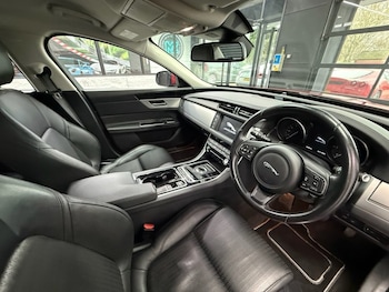 Used Jaguar XF 2017 for sale - 76509377: Photo