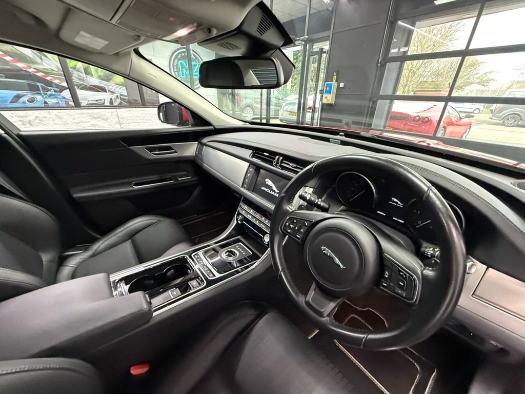 Used Jaguar XF 2017 for sale - 76509377: Photo 9