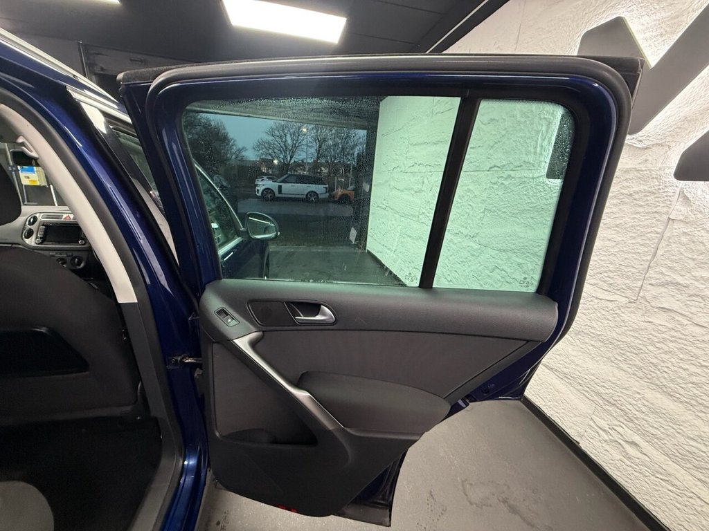 Used Volkswagen Tiguan 2009 for sale - 77211973: Photo 25