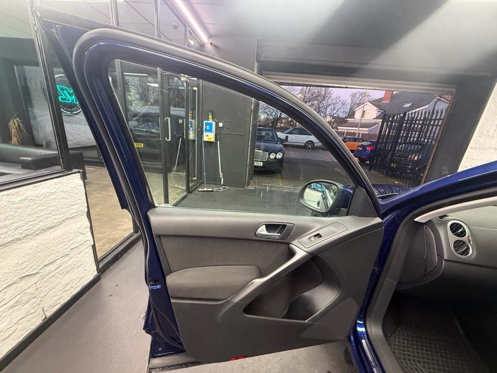 Used Volkswagen Tiguan 2009 for sale - 77211973: Photo 30