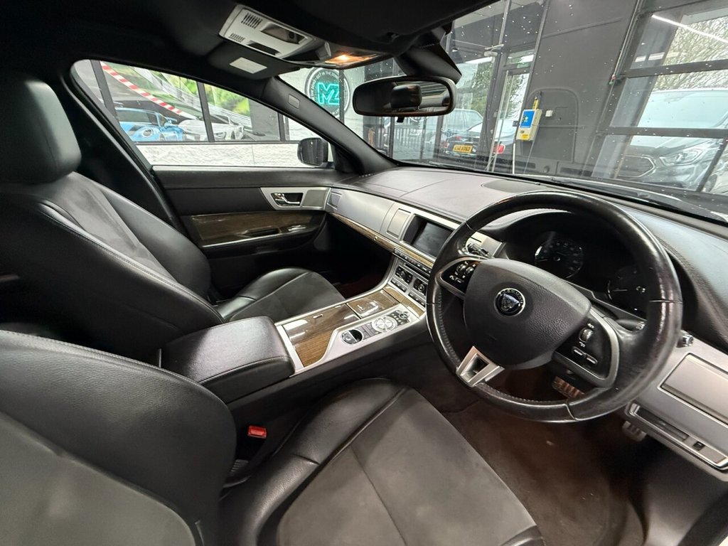 Used Jaguar XF 2014 for sale - 77642741: Photo 5