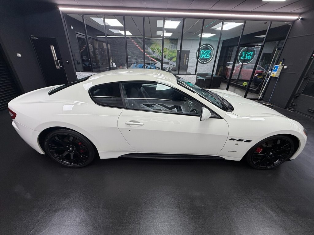 Used Maserati Granturismo 2011 for sale - 76883443: Photo 6