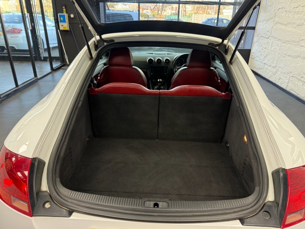 Used Audi TT 2010 for sale - 76642710: Photo 18