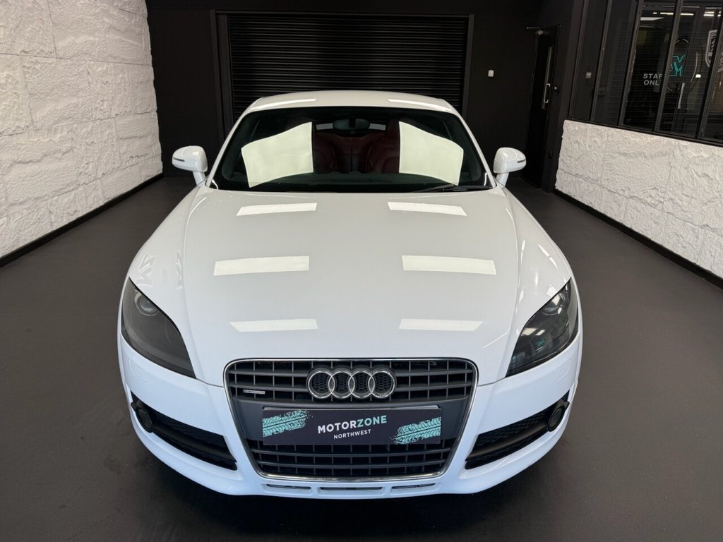 Used Audi TT 2010 for sale - 76642710: Photo 4