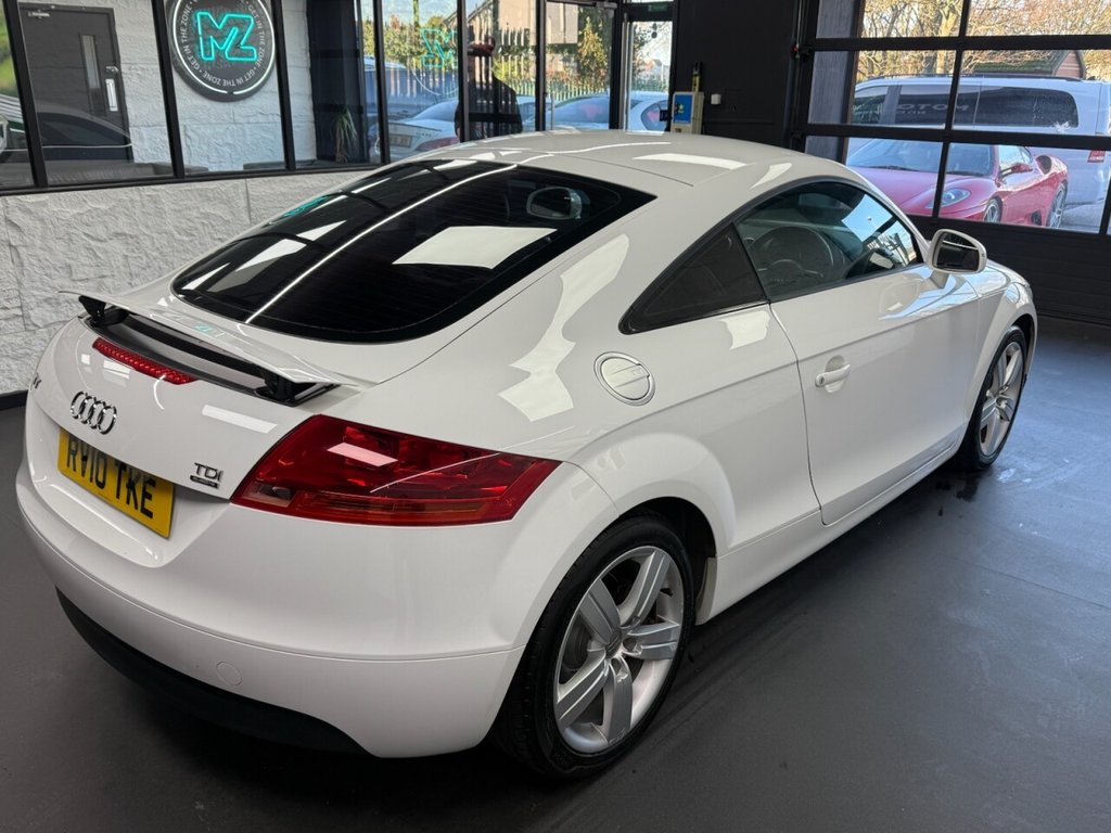 Used Audi TT 2010 for sale - 76642710: Photo 8