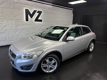 Used Volvo C30 2010 for sale - 79481563: Photo