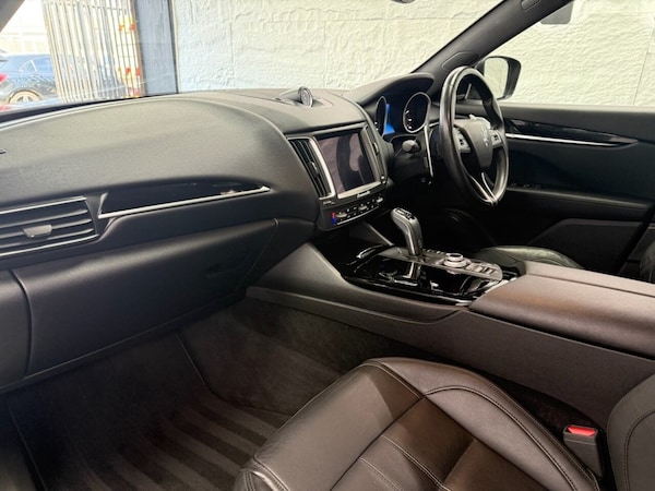 Used Maserati Levante 2018 for sale - 76235304: Photo 9